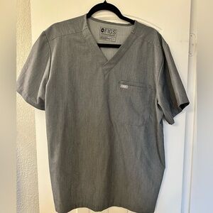 Figs Men's Charcoal Scrub Top